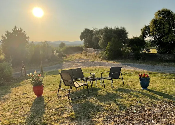 Nocleg ze śniadaniem De L'amandier Ribaute-les-Tavernes